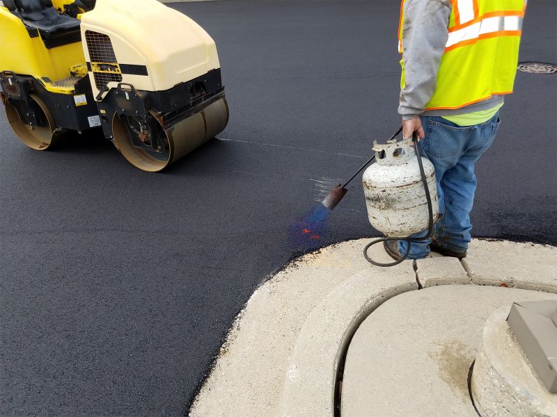 Asphalt Cutting